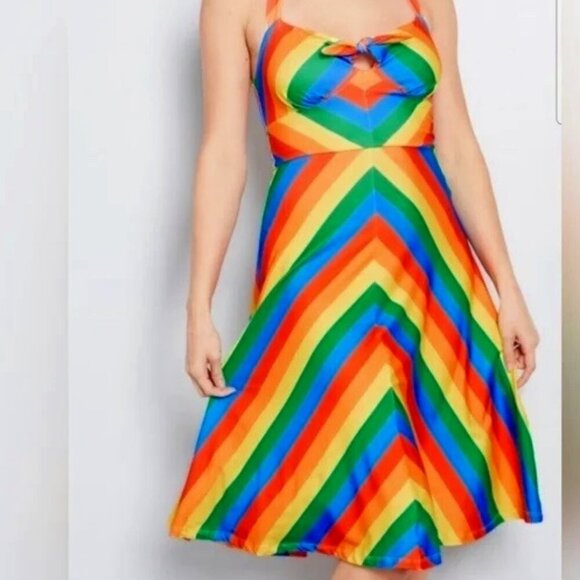 Modcloth Rainbow Striped Halter Dress NWOT - Picture 3 of 5